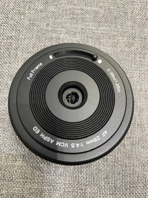 極美品 Viltrox AF 28mm F4.5 ソニーEマウント