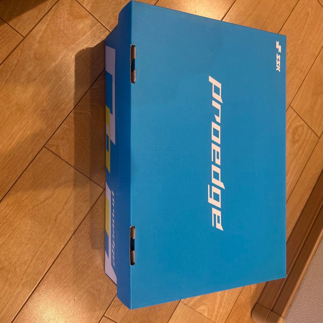 サイズ26.5の野球用スパイク（金具）です。