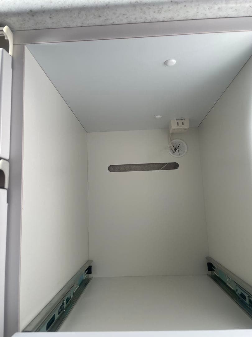 最終値下 キッチンボード アルミナ2 食器棚 （送料18500円込） 幅100