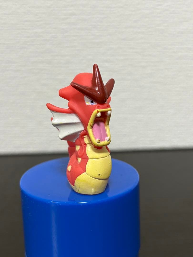 ポケモンキッズ ギャラドス 色違い 限定品 赤いギャラドス