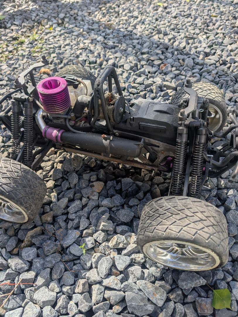 【ジャンク、現状渡し】Savage X ガソリンエンジンRCカー