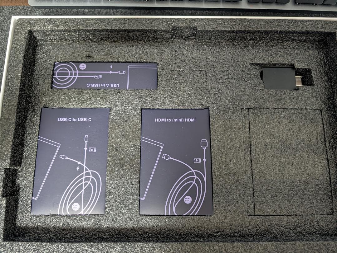 【ほぼ新品】JAPANNEXT 15.6インチ 液晶モバイルモニタ