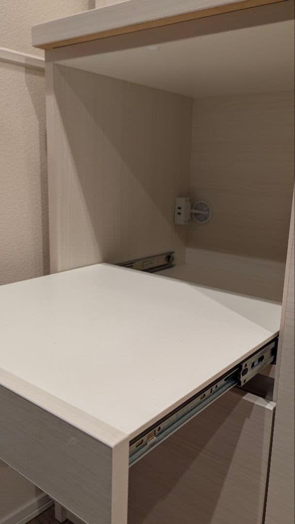 hui su　食器棚　ホワイトウッド　幅90cm　さいたま市引き取り