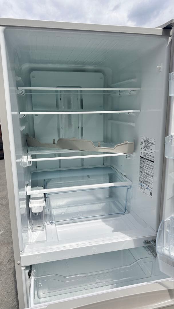 TOSHIBA 3ドア冷蔵庫 ホワイト