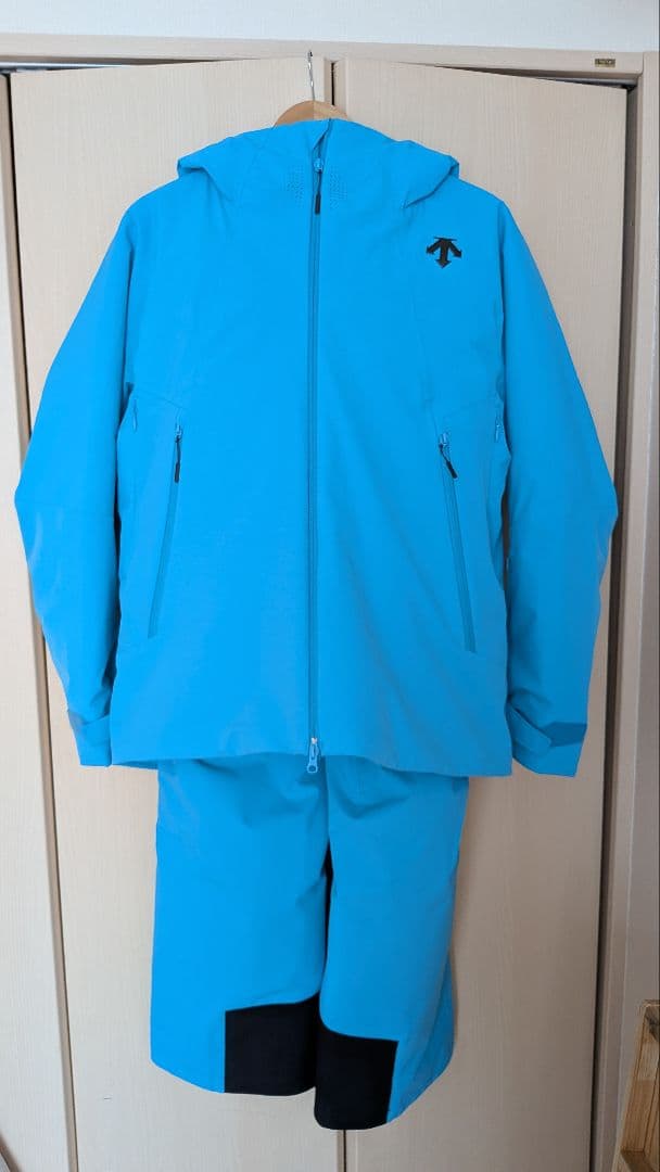 DESCENTE スキーウェア ＜2025-2026モデル＞