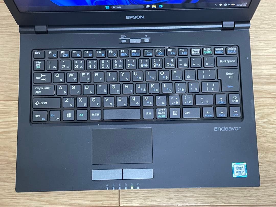 【美品】EPSON Endeavor FHD i7-6500U 16GB SSD