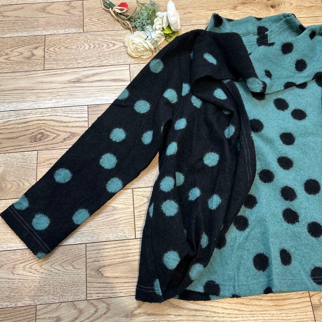 センソユニコ 慈雨カットソー美品