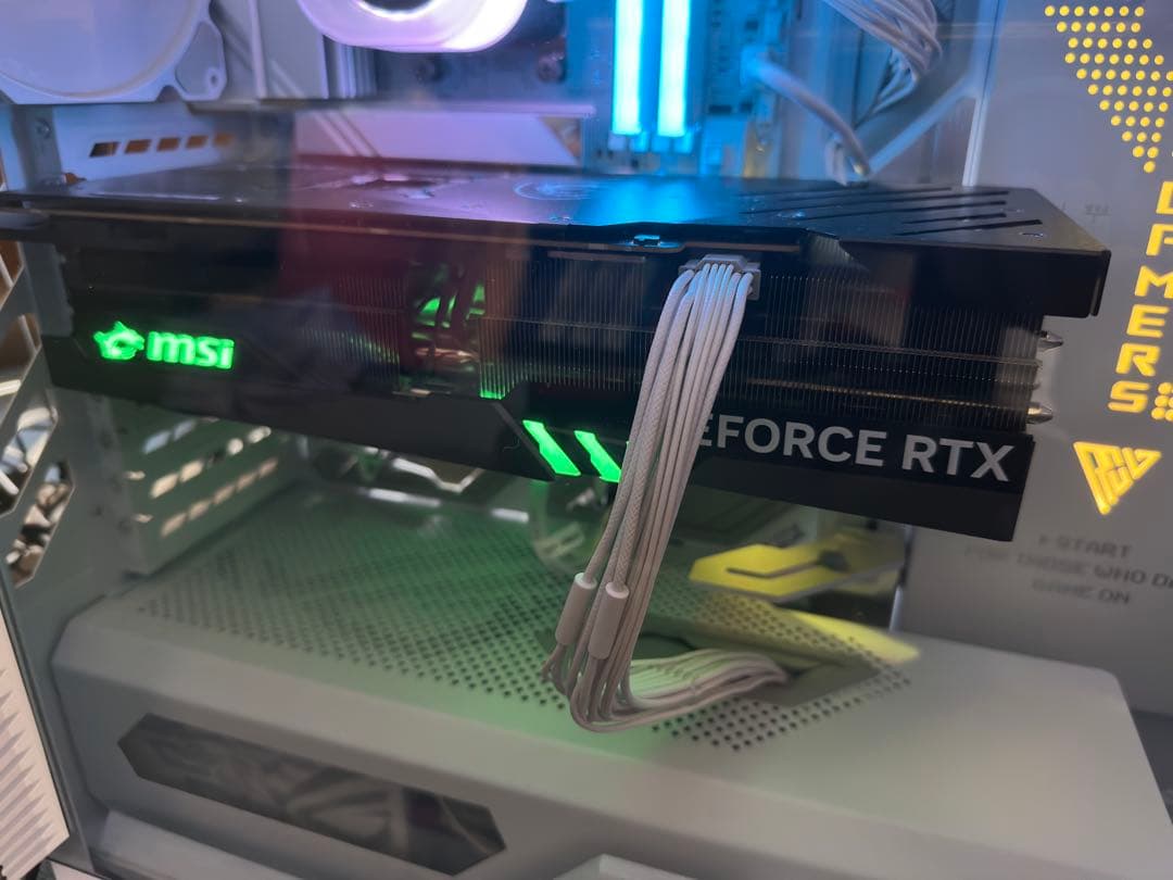 グラフィックボード・グラボ・ビデオカード MSI GeForce RTX 4090 Gaming X Trio