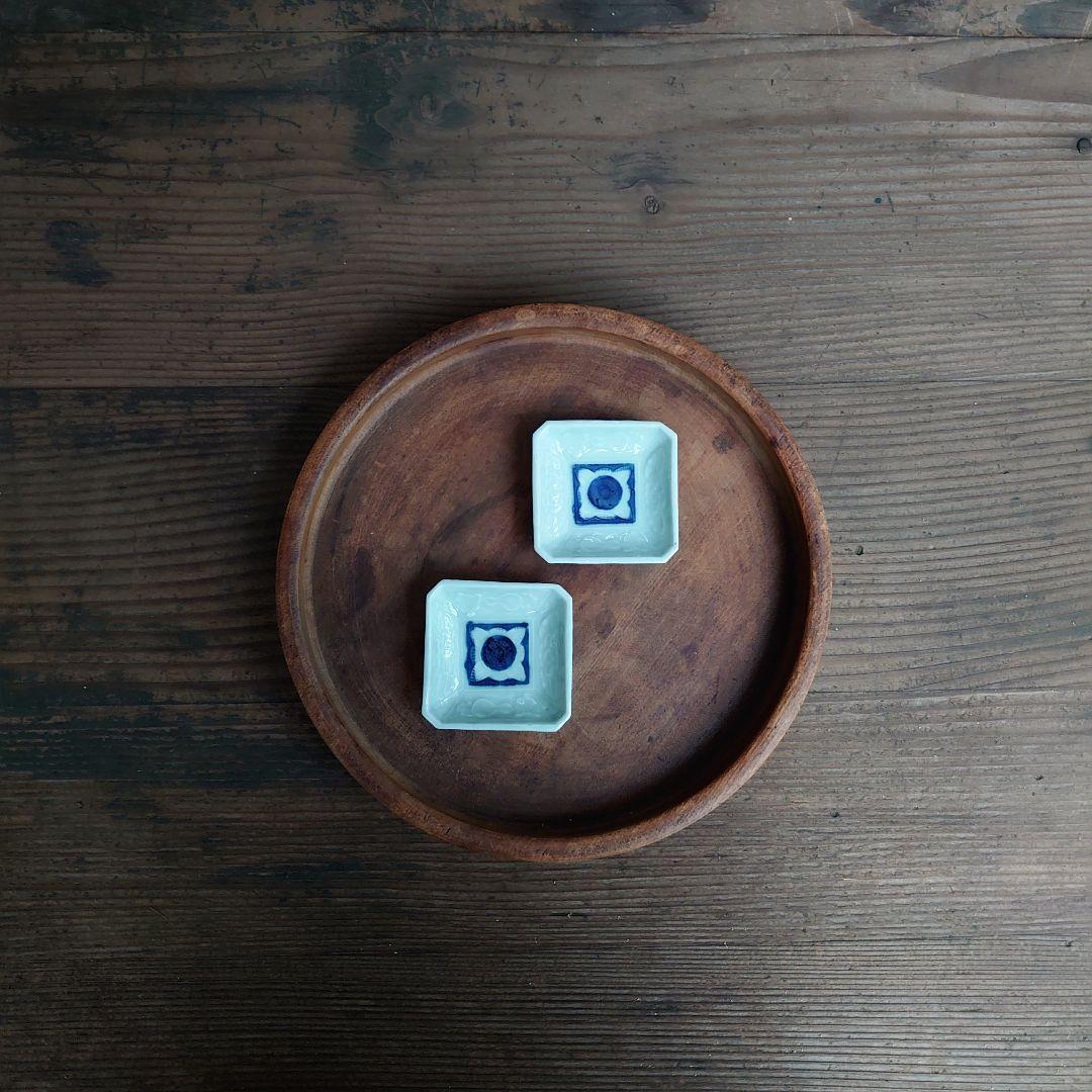 【ご成約】宙吹きガラス クランベリー色の螺旋の氷コップ と骨董の器 おまとめ