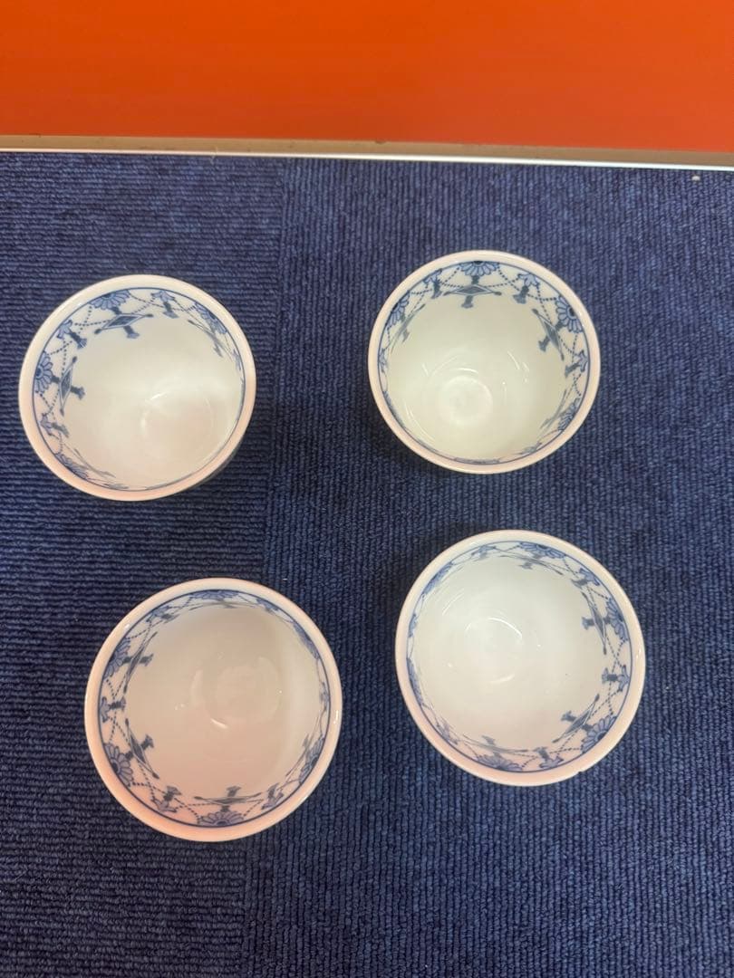1648 其泉　秋草瓔珞文  湯呑　4客
