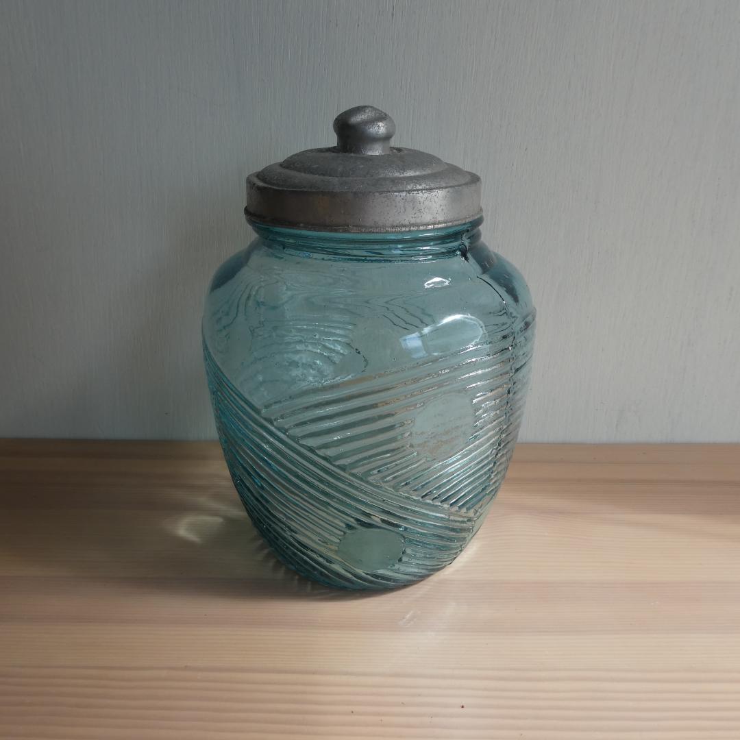 あめや瓶　ガラス瓶アルミ蓋付き　薄い青　戦前