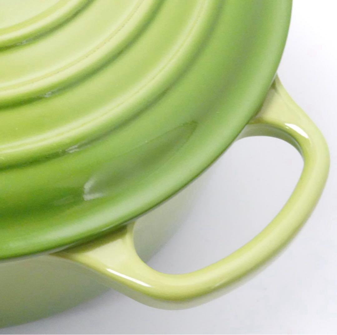 【美品】LE CREUSET　シグニチャーココット ロンド パーム22cm