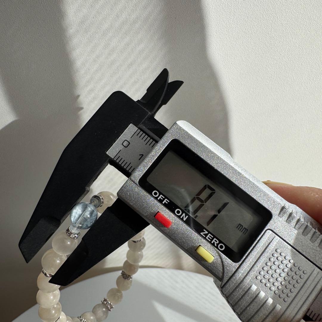 一点物　天然石　ハンドメイドブレス　デュモルチェライトインクォーツ　ラビットヘア