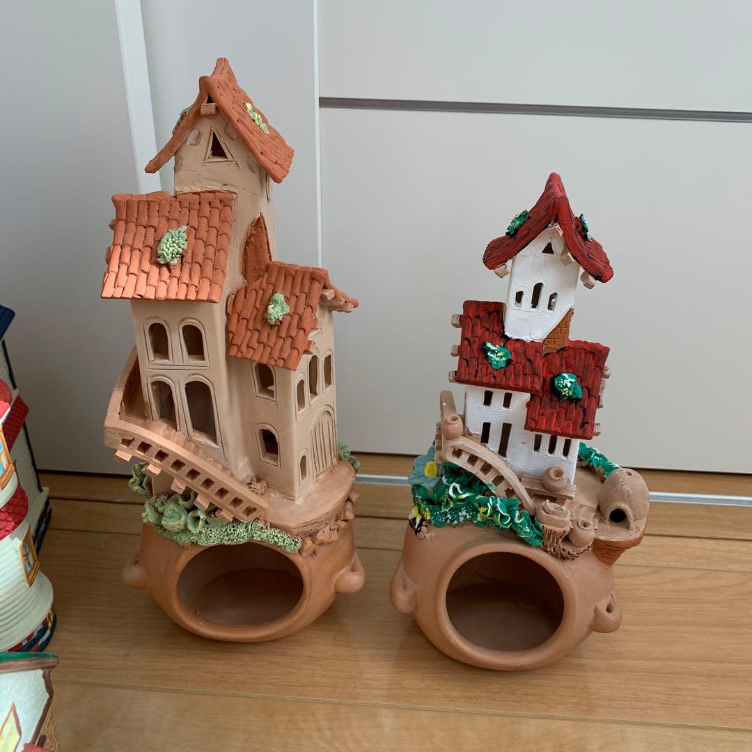 ミニチュアハウスクリスマスディスプレー　陶器のお家　雪の粉付き