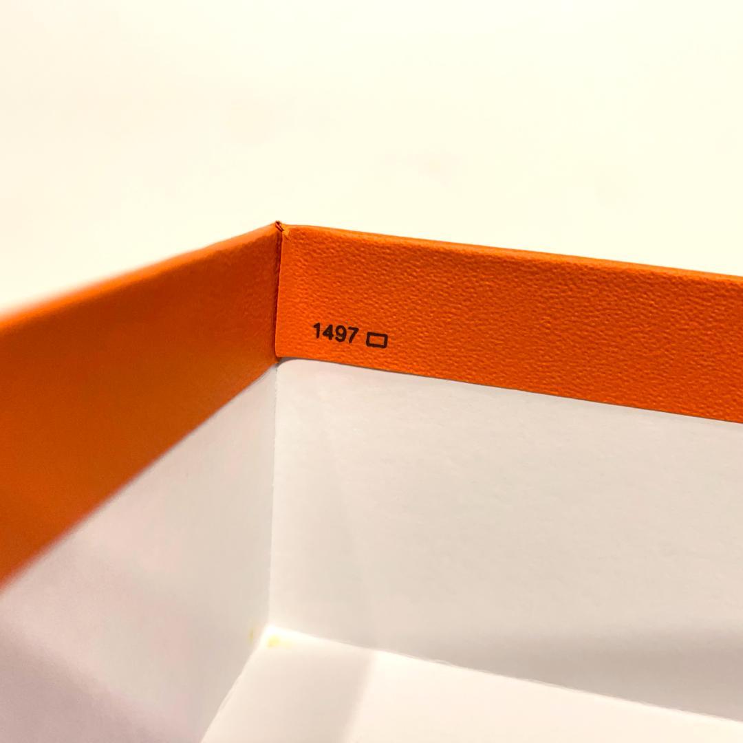 HERMES エルメス　箱(32×28×16cm)　バーキン25　1497　①