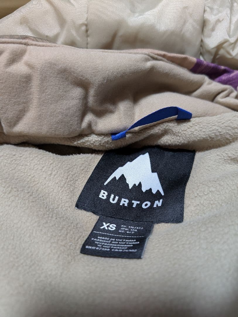 1回使用のみ　BURTON スノースーツ　XS　レアカラー