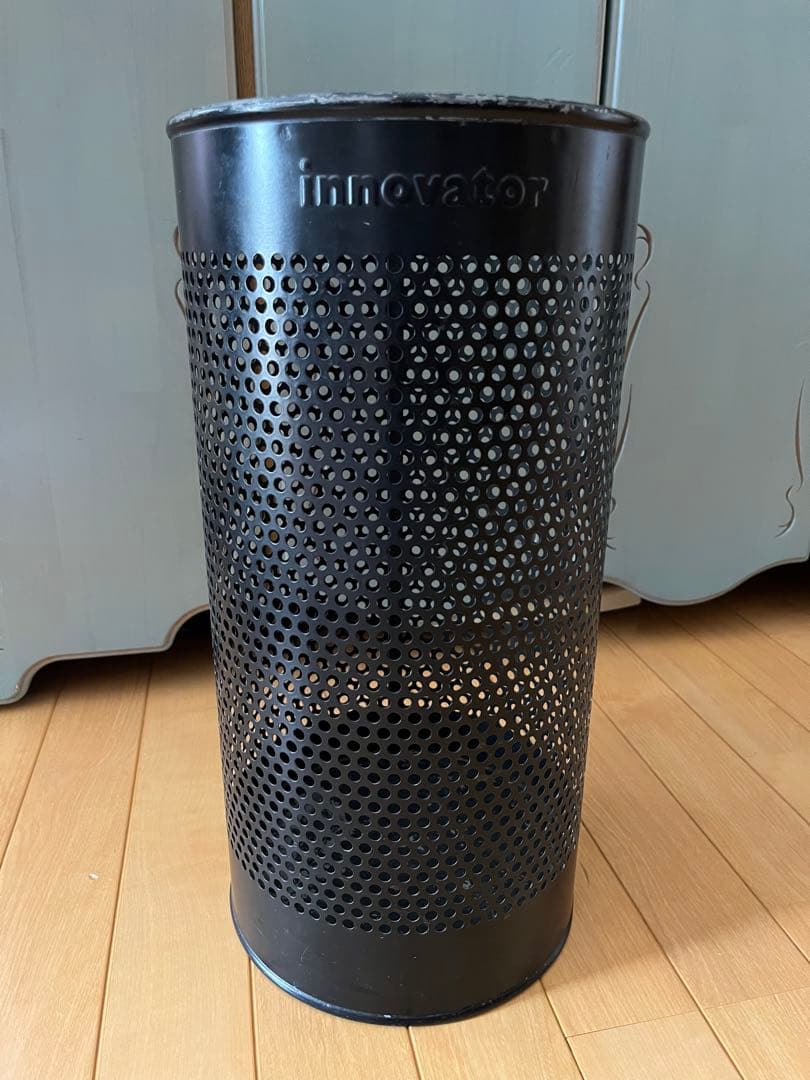 Innovate ブラック ゴミ箱 パンチングダストボックス　北欧　イノベーター