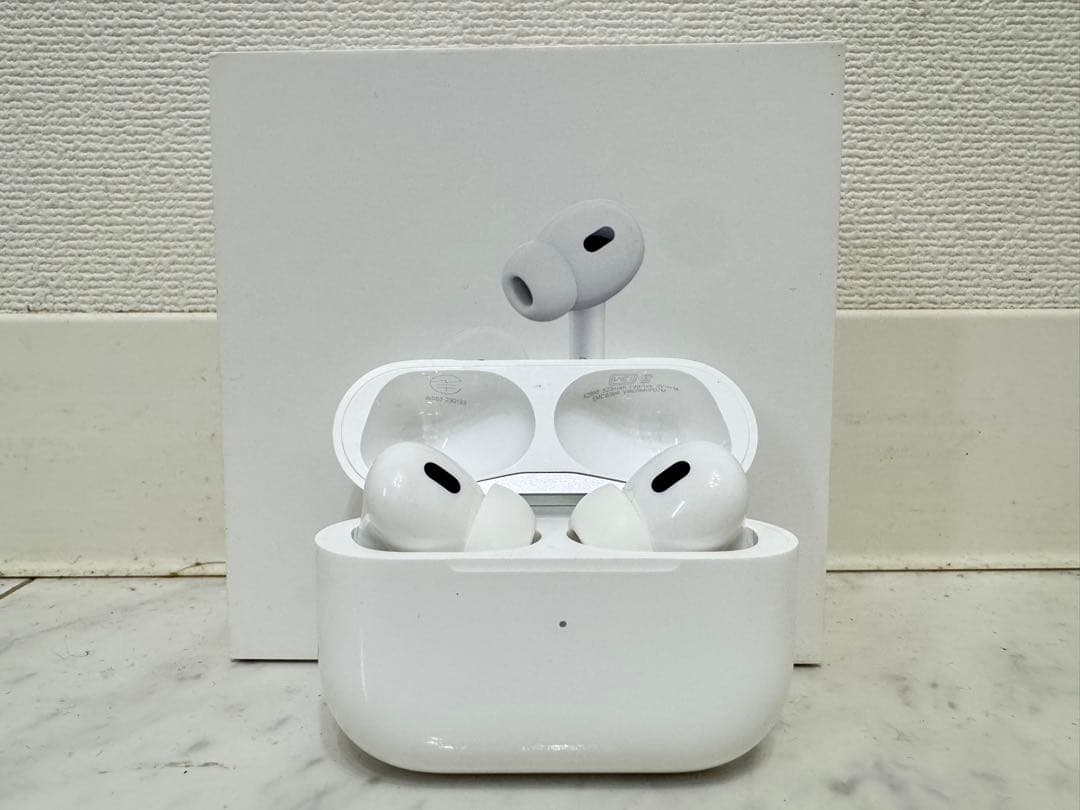 【即日発送・美品】 シリコンケース付 AirPods Pro 2