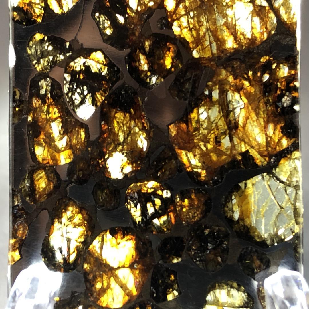 パラサイト隕石 隕石　石鉄隕石　セリコ隕石 美品　重さ約6ｇ　ケース付