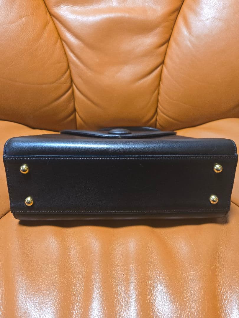 GIVENCHY　ジバンシー　4Gロゴ　ハンドバッグ　フォーマルバッグ　牛革