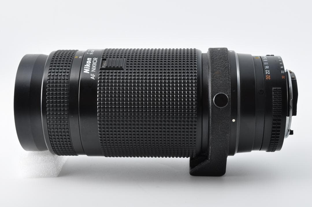 Nikon ニコン AF Nikkor 75-300mm F/4.5-5.6