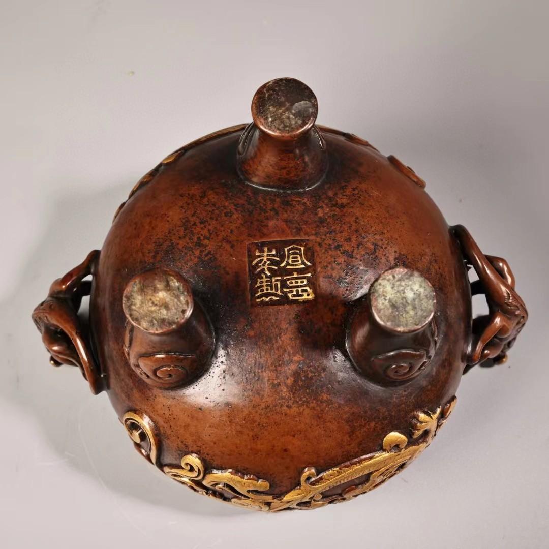 中国古美術・旧藏純銅製の高浮彫り彫刻と鎏金・紫銅製香炉・仏具・案頭・置物・文房具