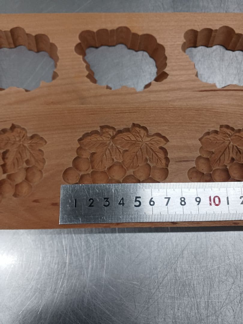 木製 ぶどう模様 和菓子型　木型