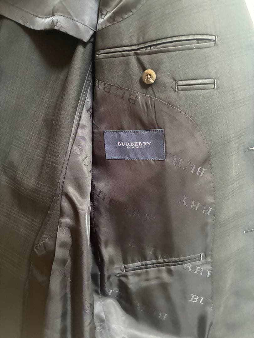 【極美品】BURBERRY（バーバリー）黒　ブラック　チェックスーツセットアップ