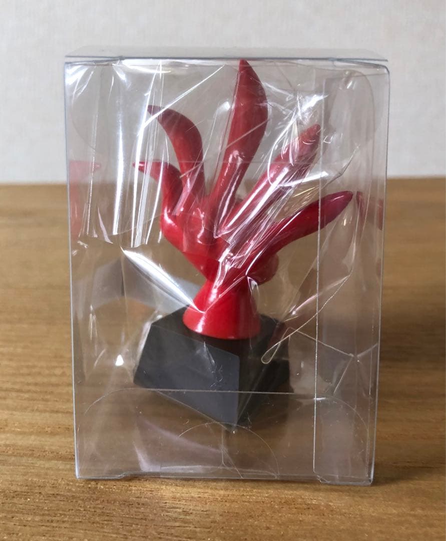 新品未開封 岡本太郎 ミニフィギュア 計3点 (太陽の塔/赤い手/こどもの樹)