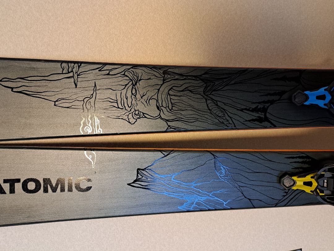 m*9様 バックカントリー用のスキー板とポモカシール