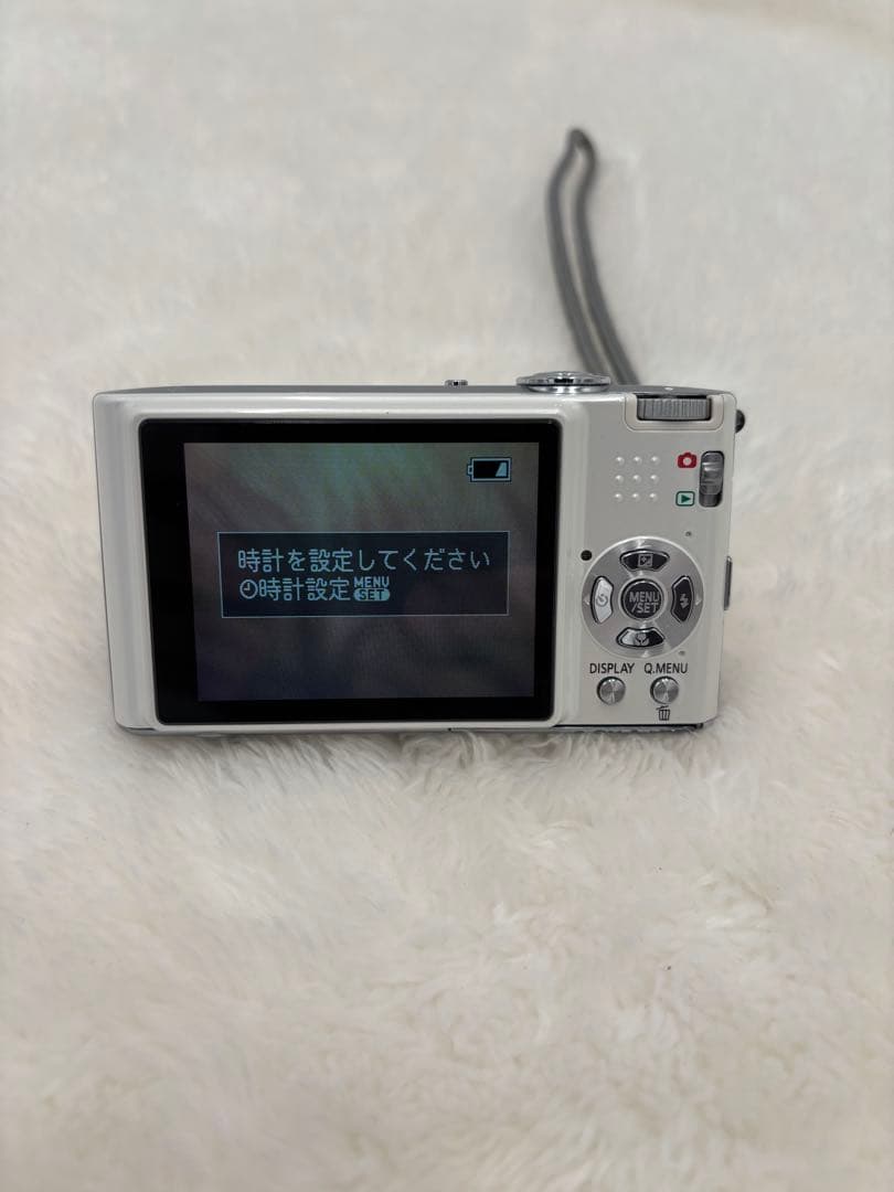 美品　Panasonic LUMIX DMC-FX35　人気　ホワイト