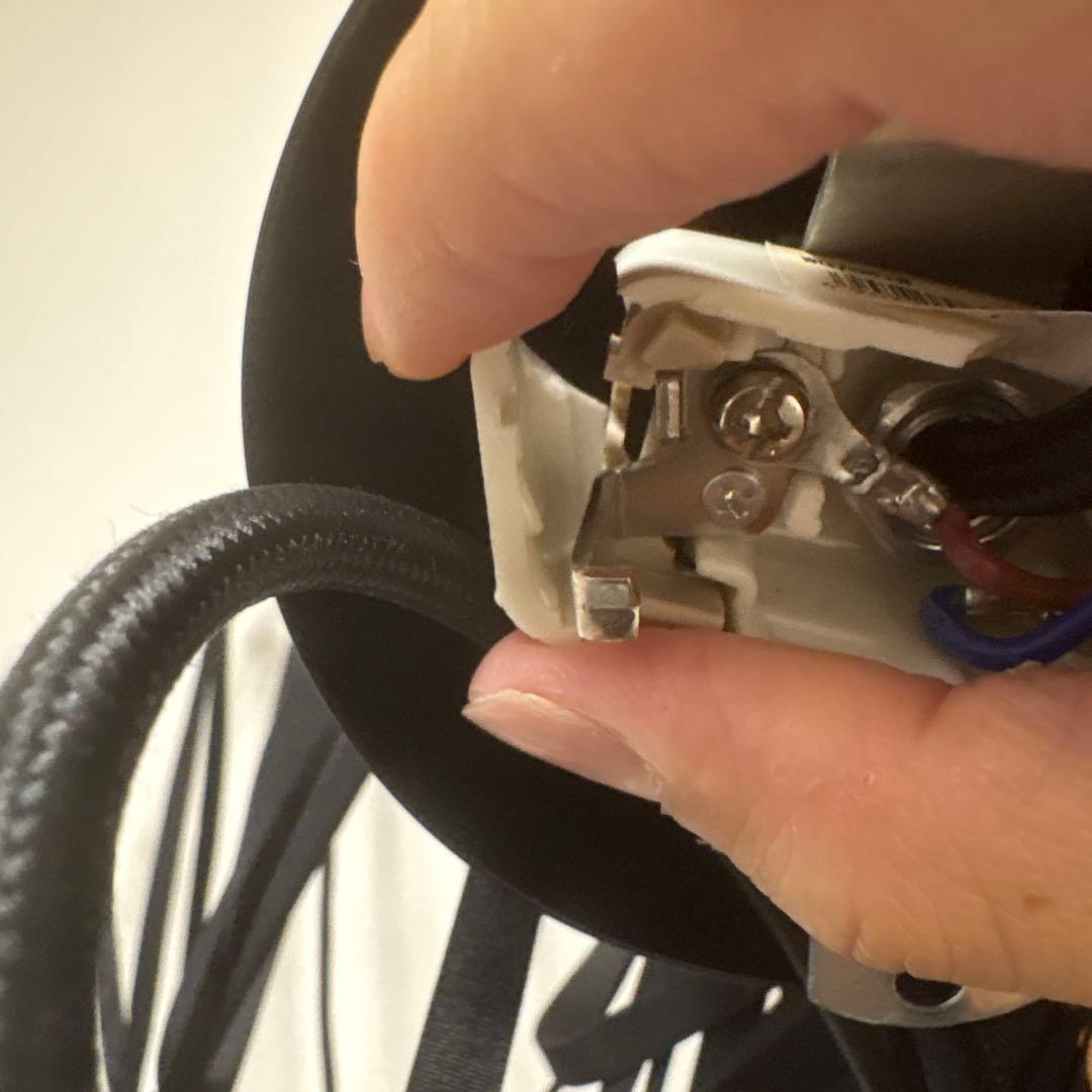 ベルティゴ　ペンダントライト ブラック　170センチ