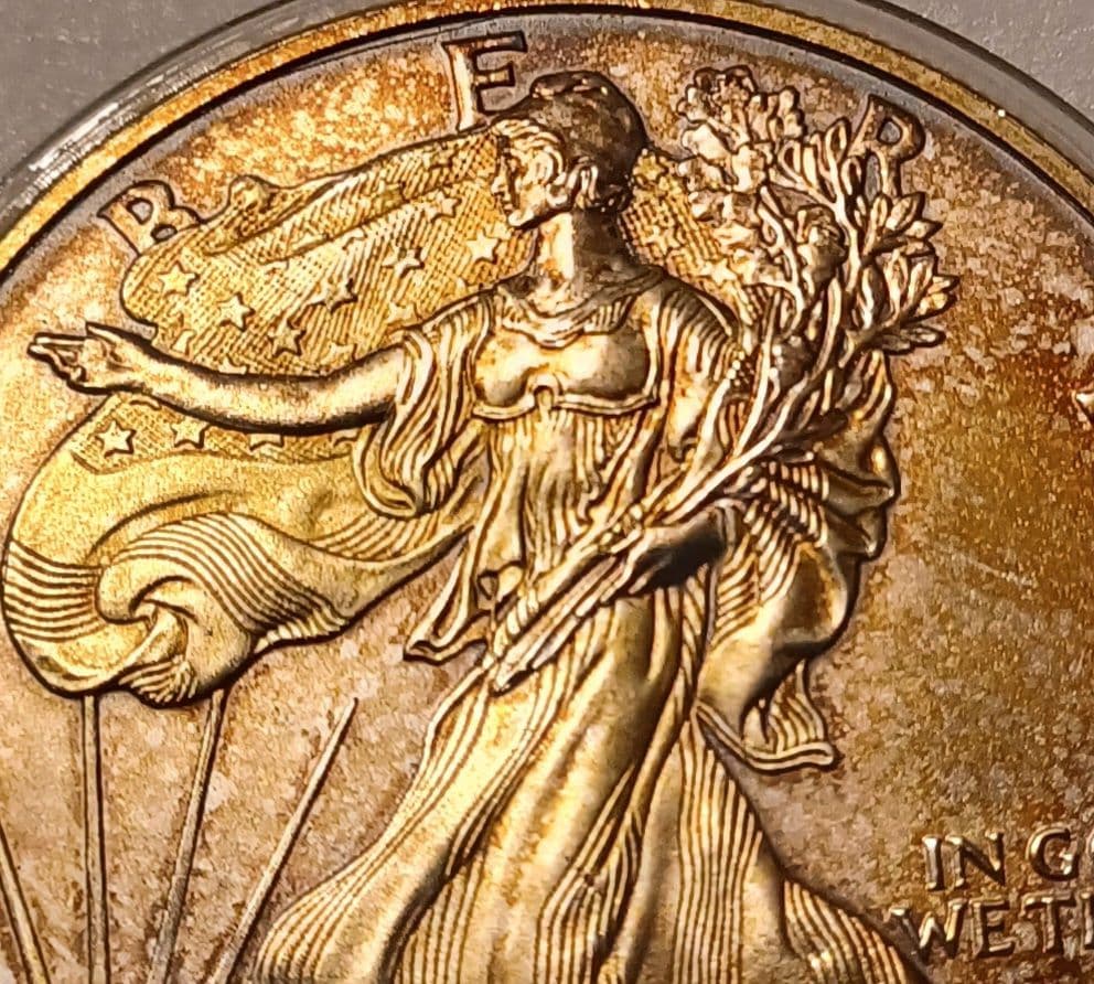 独特の輝き 2000年 アメリカ イーグル銀貨 純銀(.999)