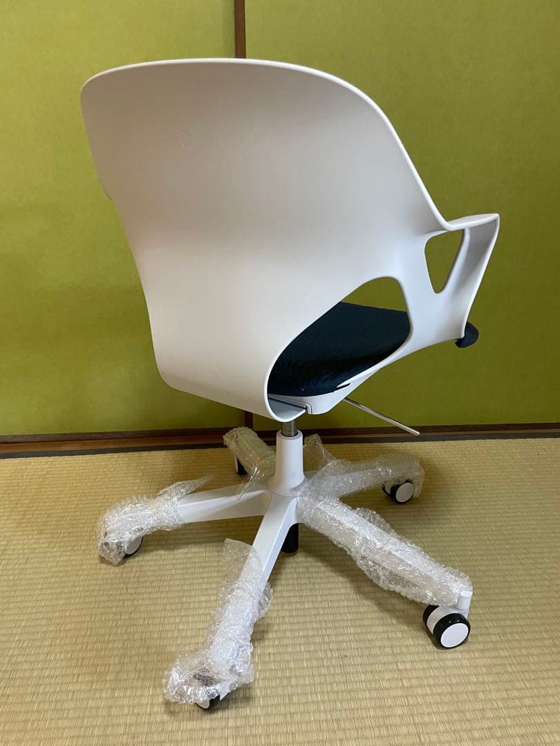ハーマンミラー　ゼフチェア　Zeph Chair 未使用品