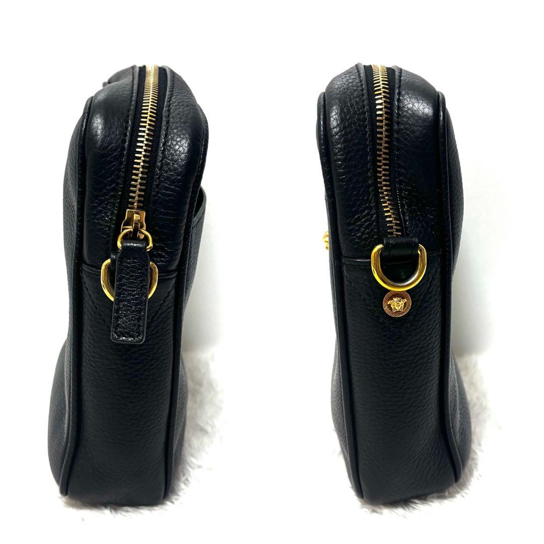 極美品 ヴェルサーチ　メンズ　レディース　ショルダーバッグ　メデューサ　ブラック