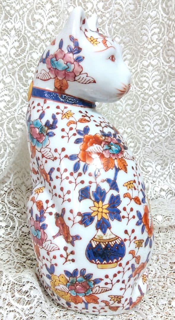 古伊万里 見返り猫 金彩赤絵 五彩絵付　置き物