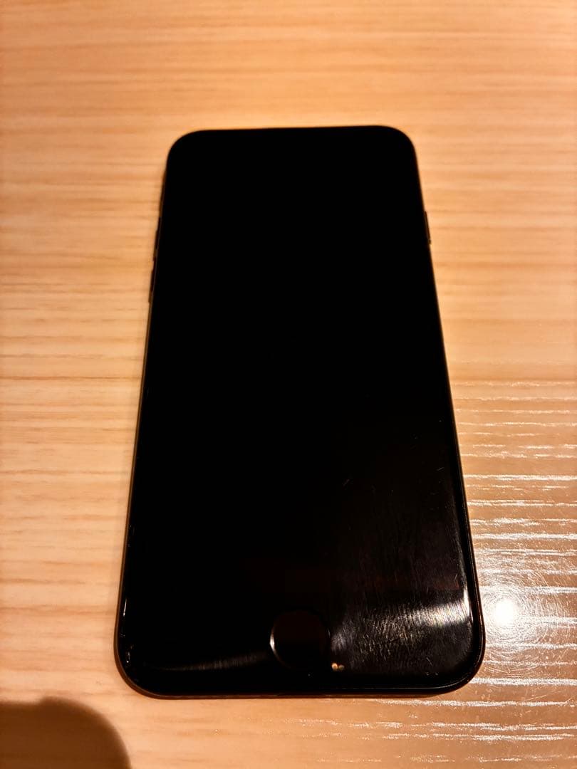 i phoneSE 2022年　データ消去済