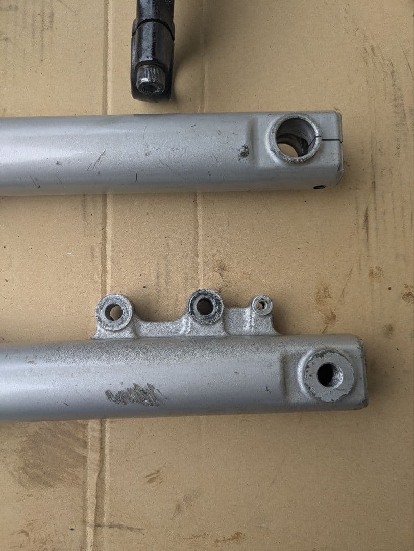 スズキ　ボルティ　フロントフォーク＆ブラケット