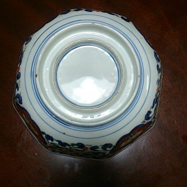 有田焼☆二重高台☆70000円購入☆手描き☆色絵深鉢八角形☆上約22.4センチ