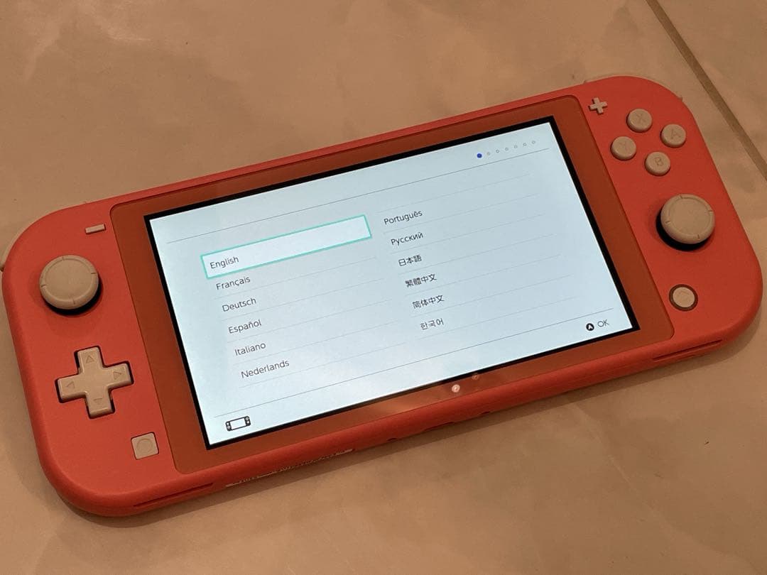 Switch Lite コーラルピンク 箱付き 任天堂 初期化済み!