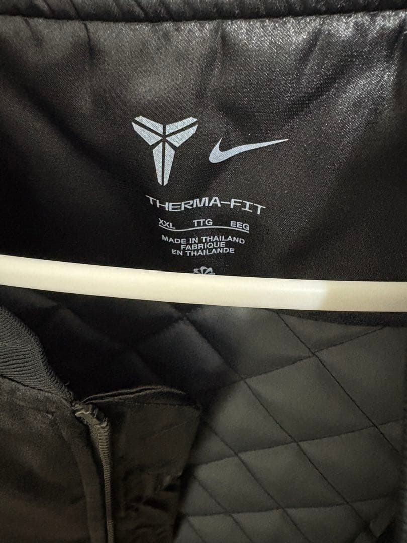 Nike Kobe Year of Mamba Therma-Fit コービー