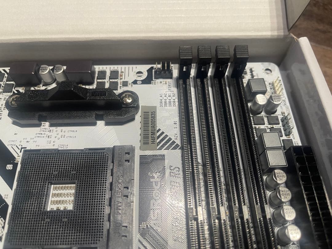 マザーボード ASRock B550M PRO RS