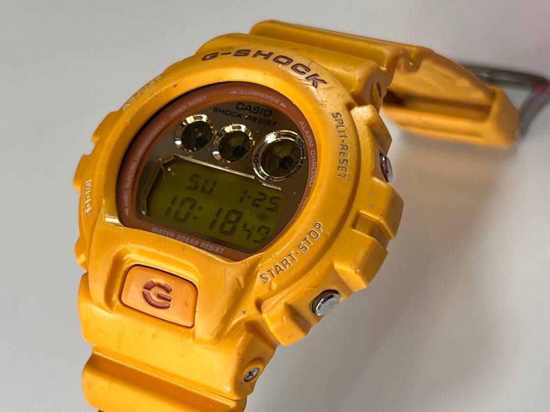 G-SHOCK DW-6900SB メタリックカラー イエロー