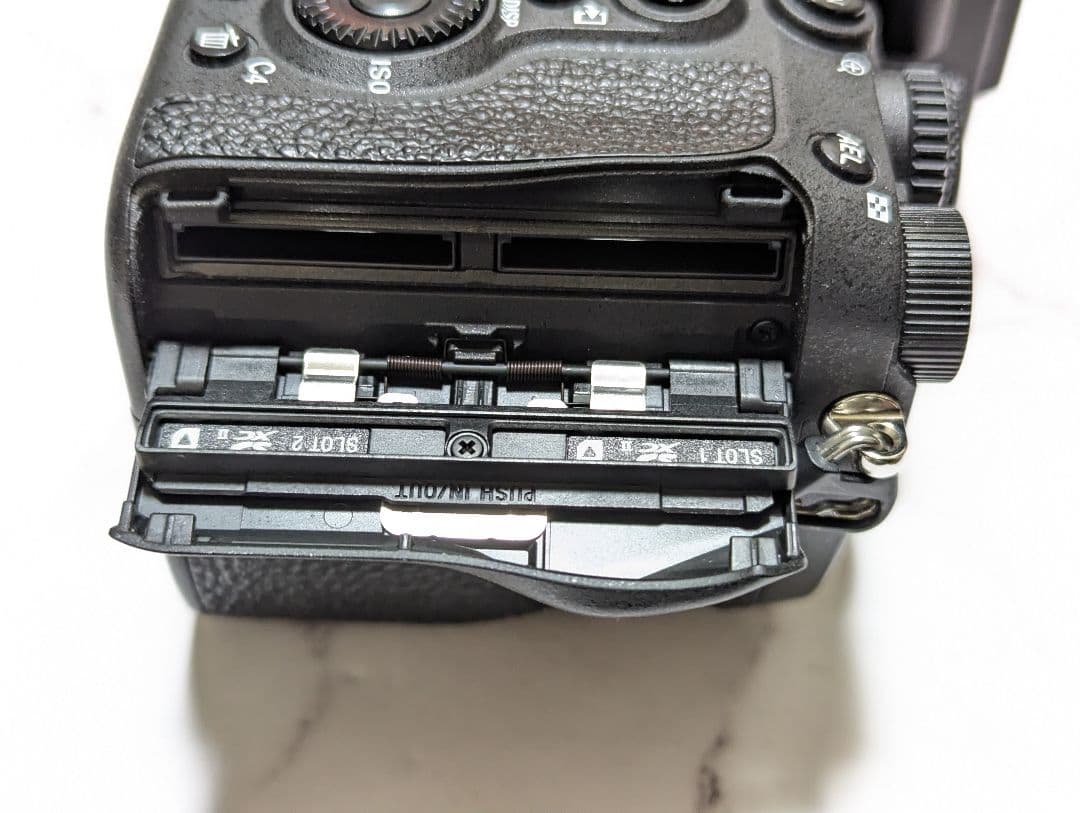 SONY α7R IV ILCE-7RM4　ミラーレス一眼 本体