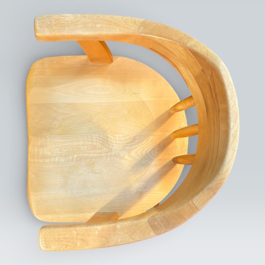 大川家具 回転ダイニングチェア 肘付き 幅58cm 天然木①