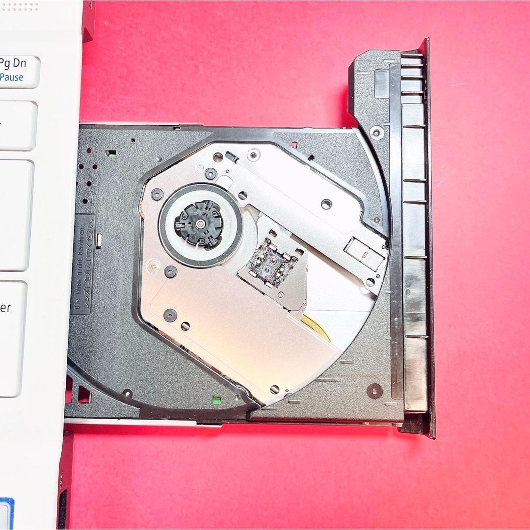 Corei7✨️ブルーレイ✨️大容量1TB可愛い白ノートパソコン✨️カメラ付き事務作業