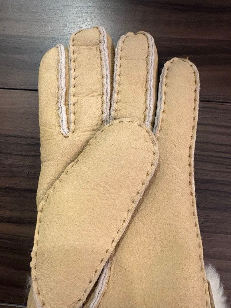美品 UGG アグ 手袋 シープスキン スエード ファー ムートン ベージュ