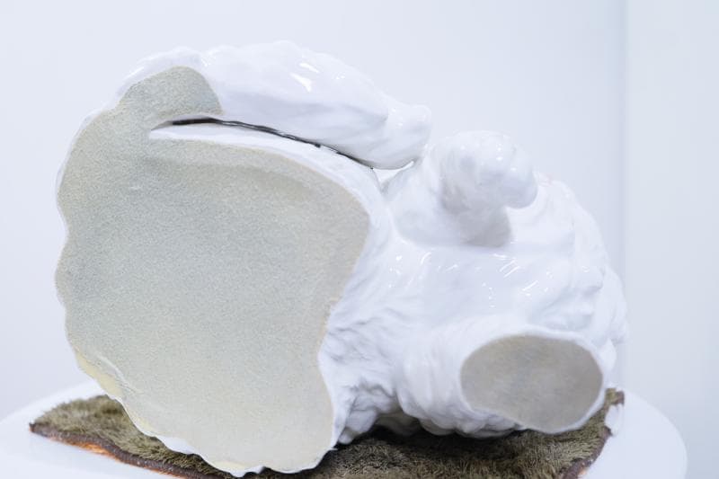 \"飼い主さん\"募集中【ペルシャ猫】陶器　置物