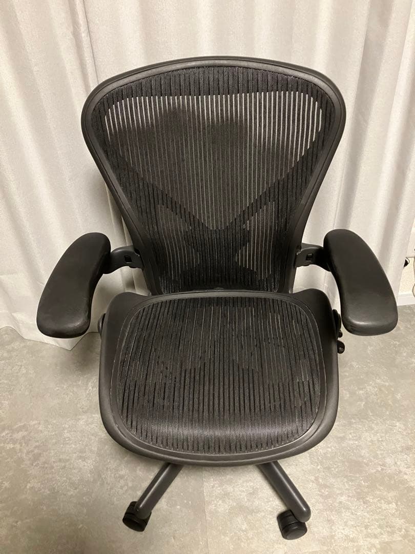 アーロンチェア　サイズB フル装備