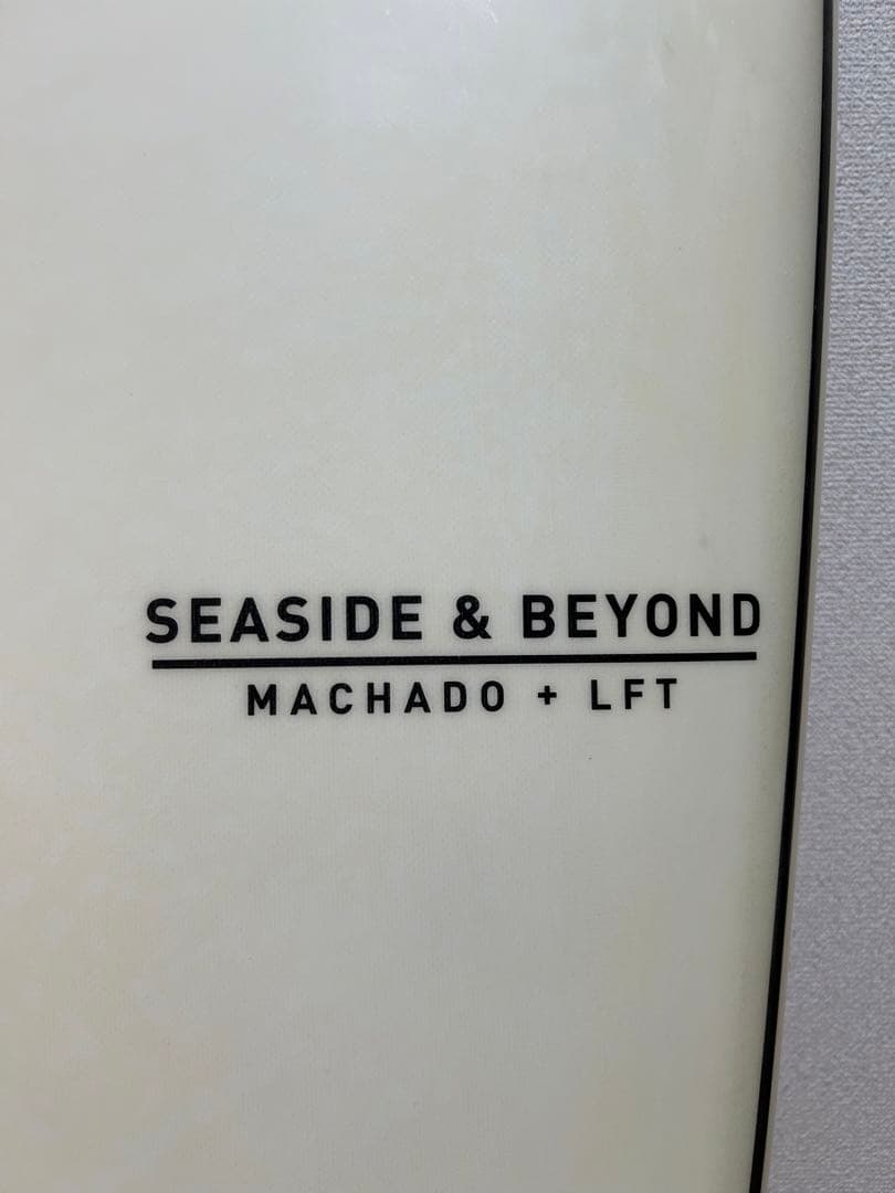 Firewire Seaside & Beyond 7’0” 専用フィン付き